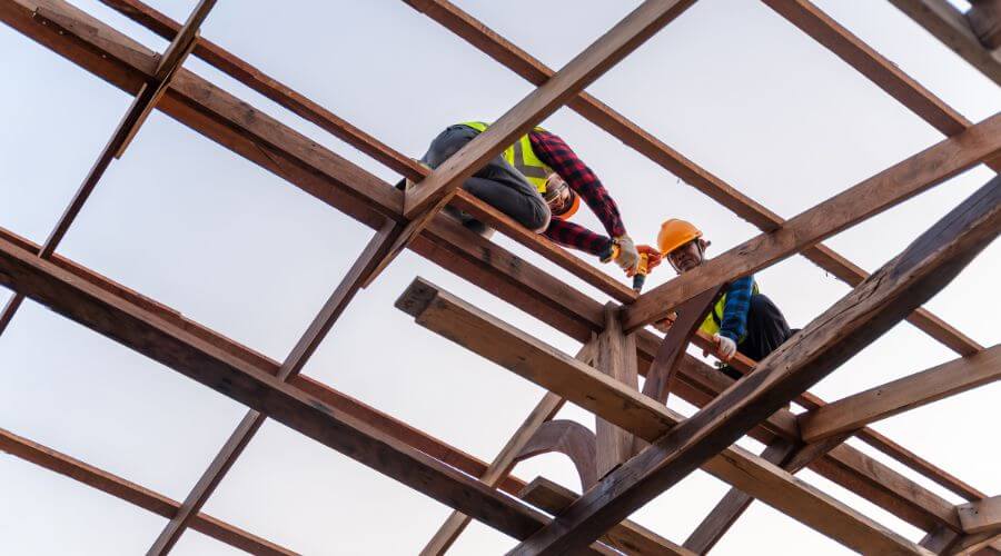 Expert Emergency Roof Repairs services in Zaleski, OH